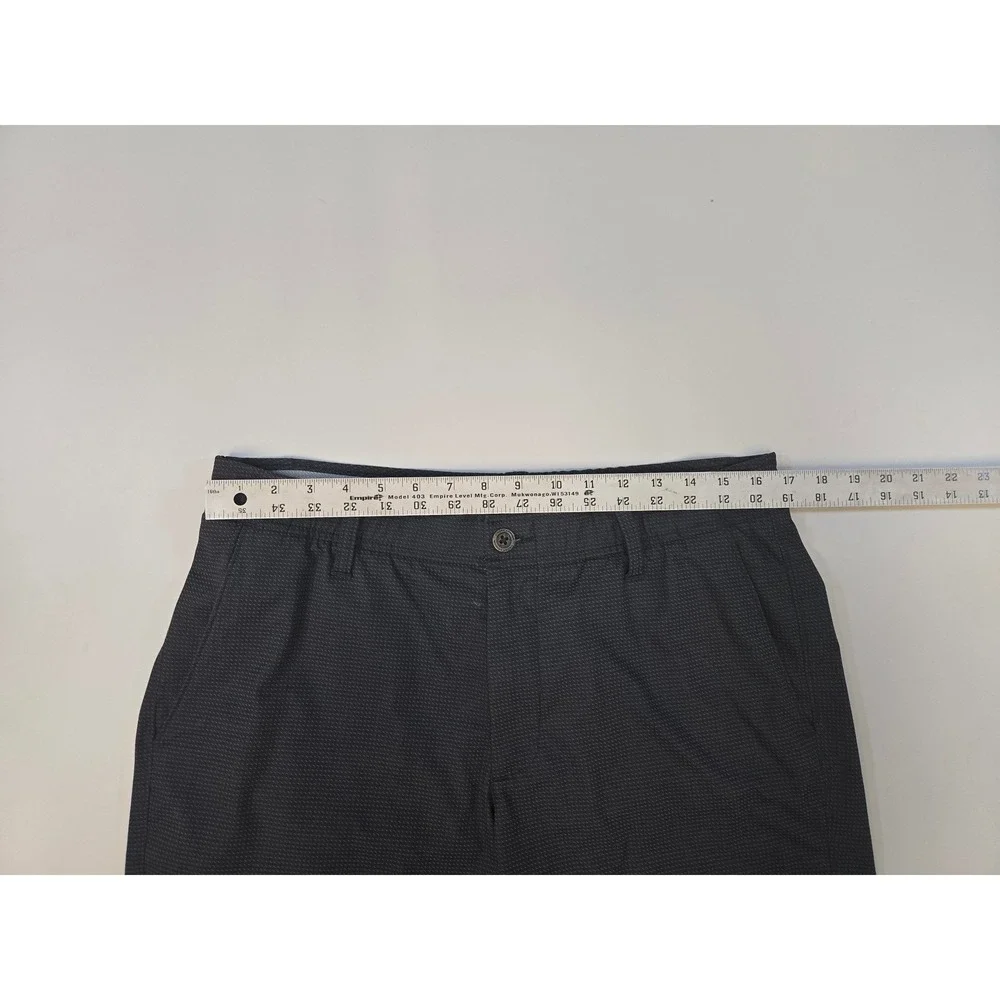 Under Armour Mens Gray‎ Match Play Novelty Golf Shorts Size 34 Style 1362498